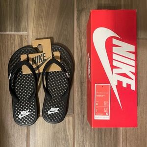 Nike On Deck Slides/Flip Flop/Sandals